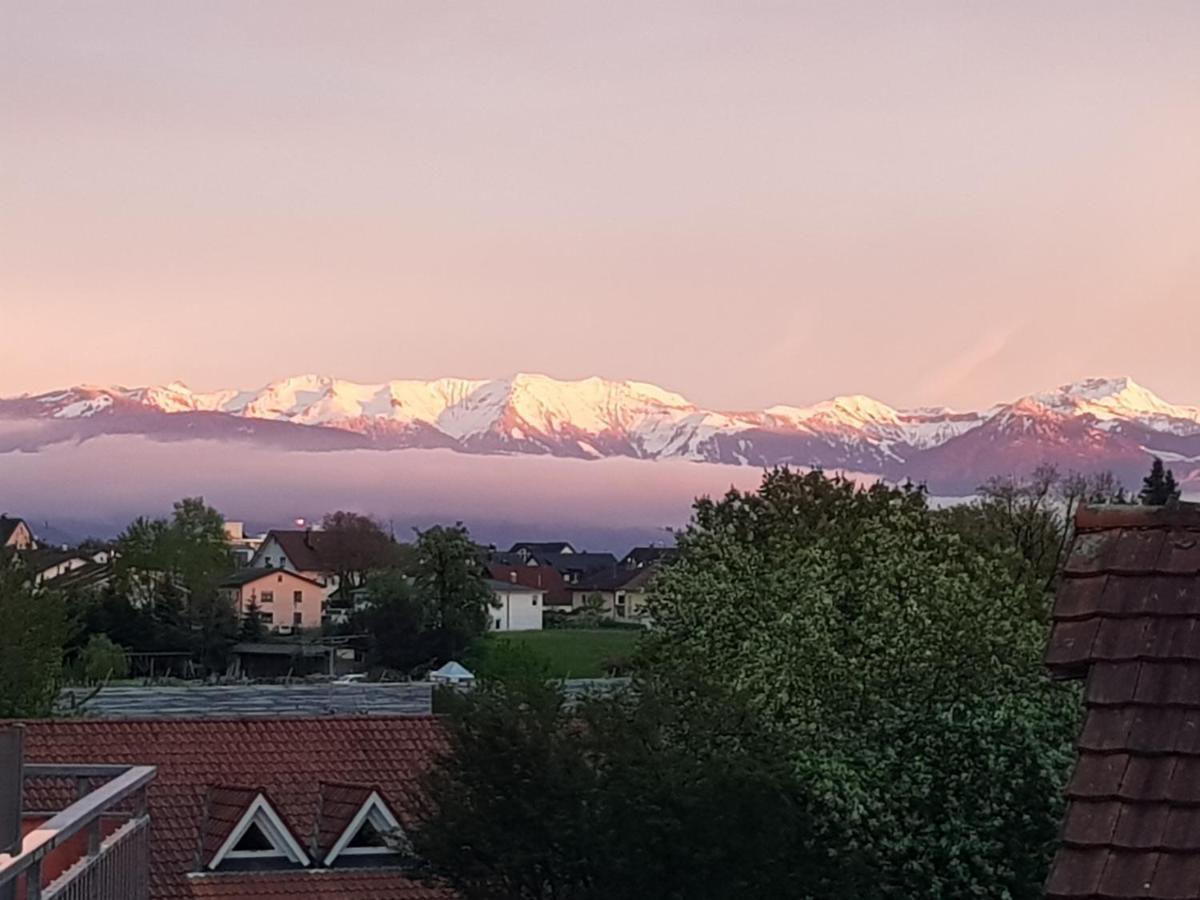 Sonniges Dach-Ferienzimmer Линдау Экстерьер фото
